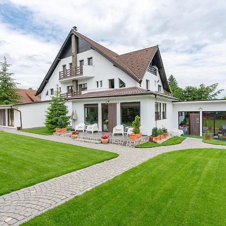 Vila Trubadur - Adults Only Bran  Exterior photo