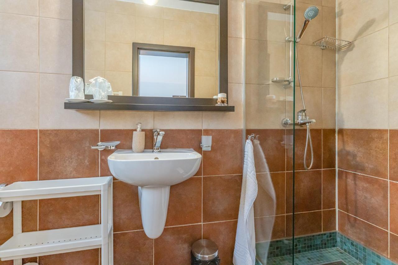 Vila Trubadur - Adults Only Bran  Exterior photo